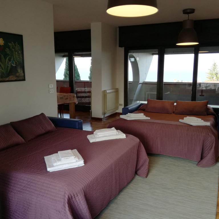 Panoramapartment Дезенцано-дель-Гарда Екстер'єр фото